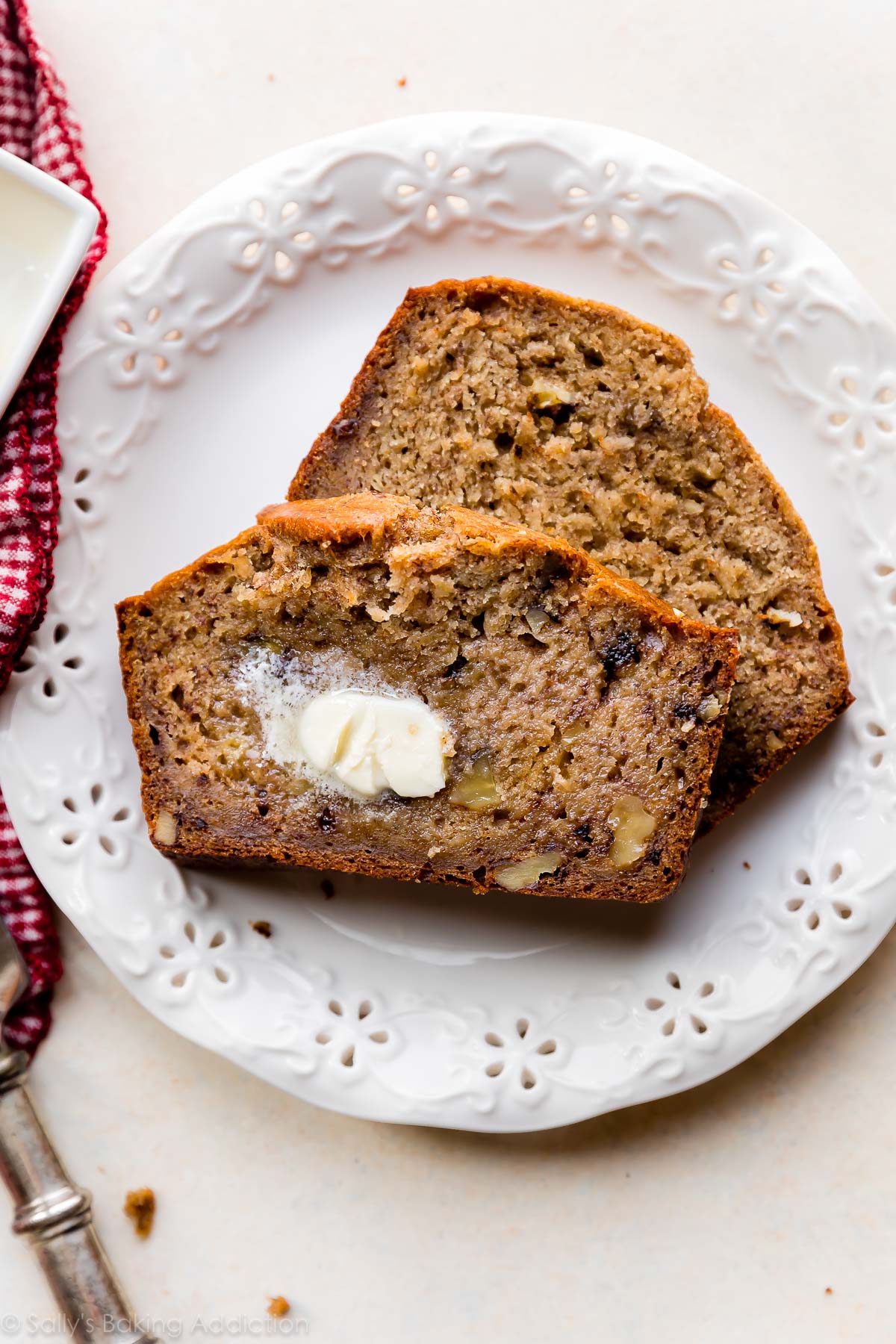 Moist, soft, and buttery banana bread, the only banana bread recipe you need! Best easy banana bread recipe on sallysbakingaddiction.com