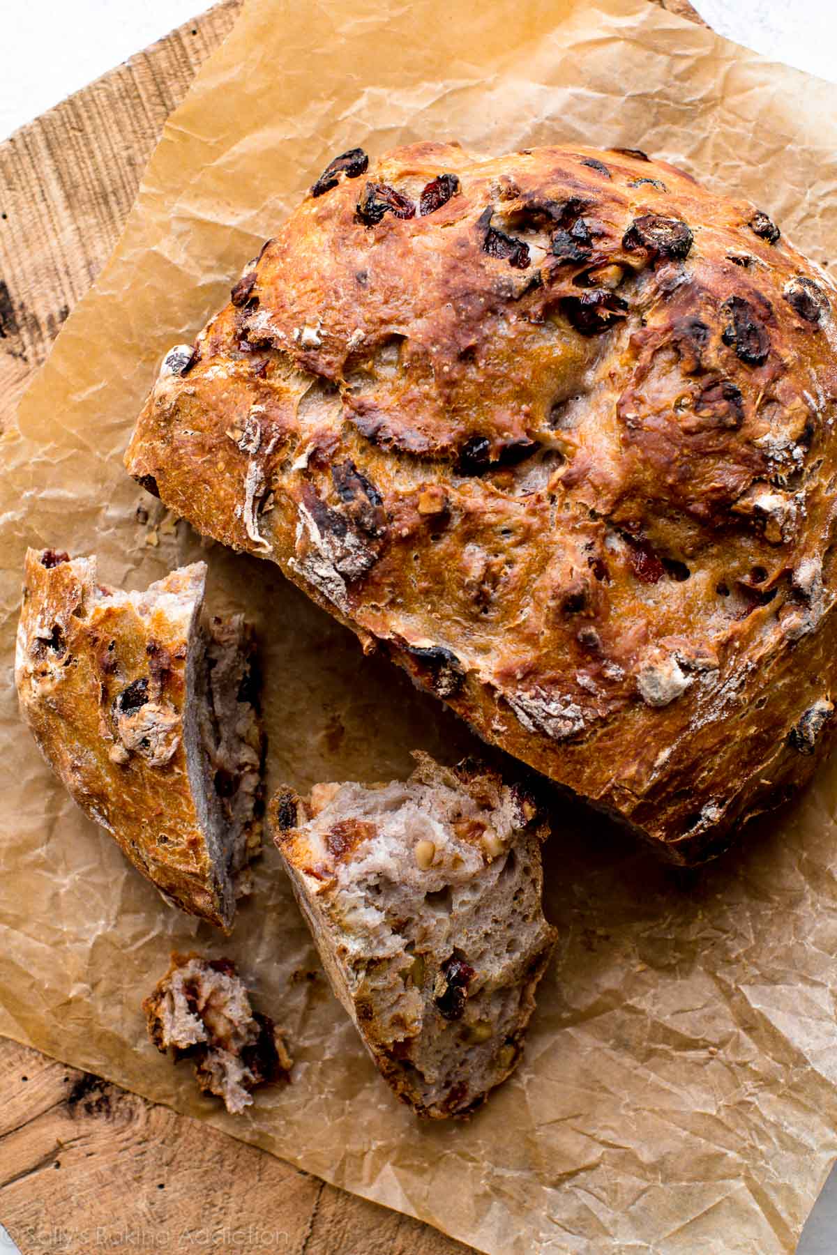 How to make crusty no-knead cranberry walnut bread on sallysbakingaddiction.com